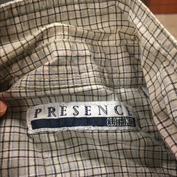 Men’s button-up Shirt - Picture 2 of 3